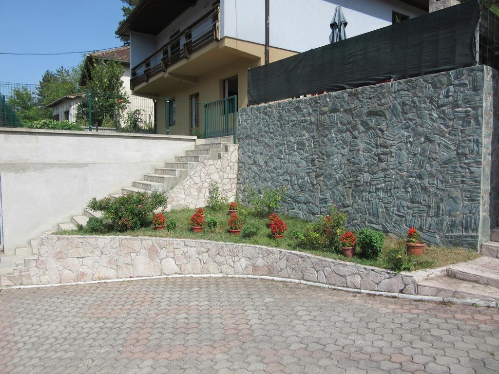 Hotel Apartman Bilanovic à Konjic Extérieur photo